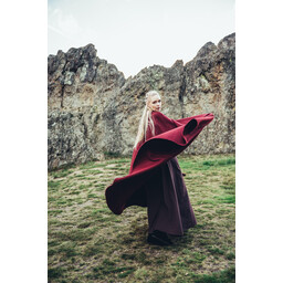 Medieval cloak Robin red