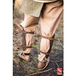 Pair of greaves Fighter, brown