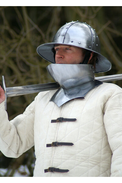 Kettle hat with bands