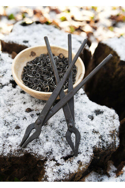 Set of 2 pliers for butted rings