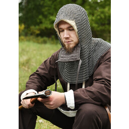 Coif with square visor, 8 mm