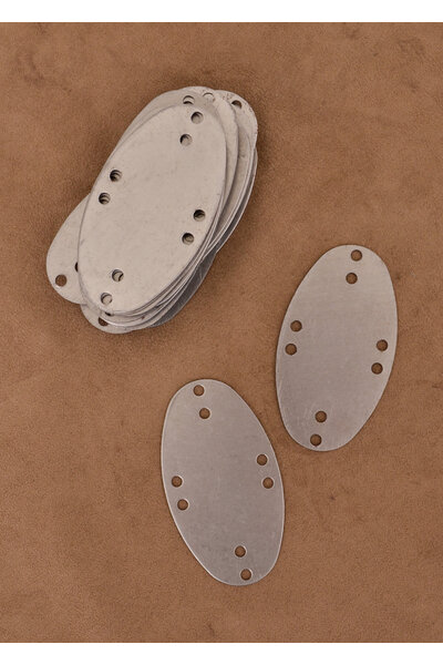 Set of 25 lamellar scales Visby