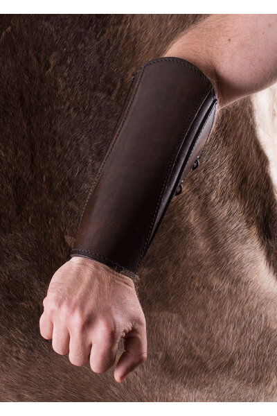 Leather vambraces Sihtric