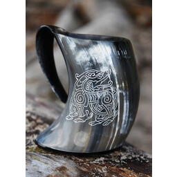 Horn cup, dragon