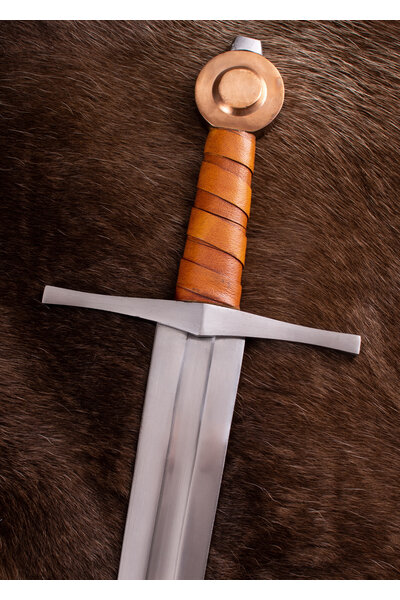 Knight sword Sankt Annen, 12th century