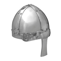 Spangenhelm with eyebrows