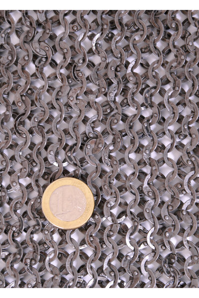 Chain mail shoulder piece, flat rings-round rivets, 8 mm