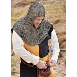 Coif with square neckline, mixed flat rings - wedge rivets, 8 mm