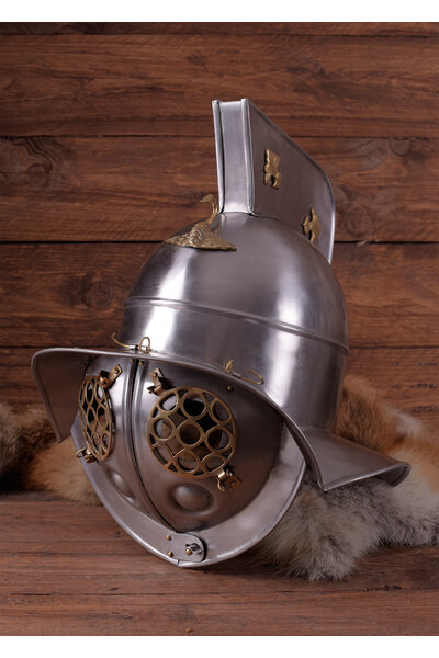 Thraex gladiator helmet