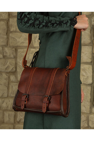 Medieval leather bag Belwar, brown