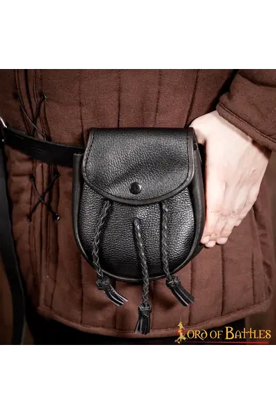 Scottish sporran, black