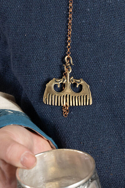 Bronze Viking comb Ringerike style