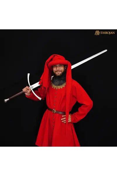 Late medieval houppelande, red