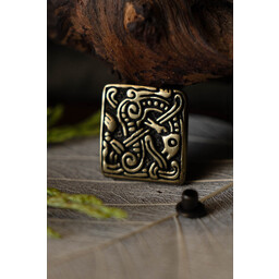 Belt fitting backward-looking animal