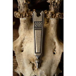 Medieval belt end (1350-1500), silvered