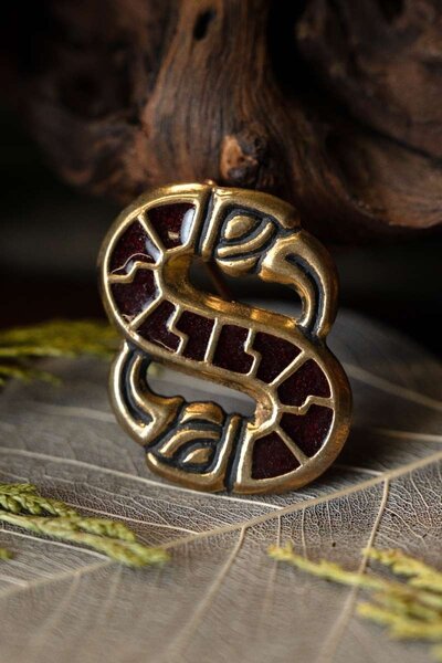 S-shaped Longobard bird brooch