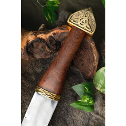 Triquetra seax with wooden handle