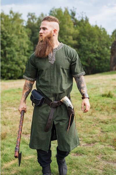 Celtic tunic, short sleeves, green