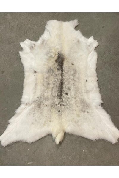 Reindeer skin, light, 130-140 cm