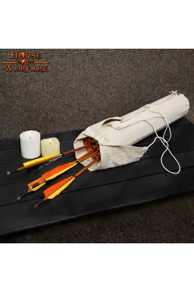 Late medieval fabric quiver