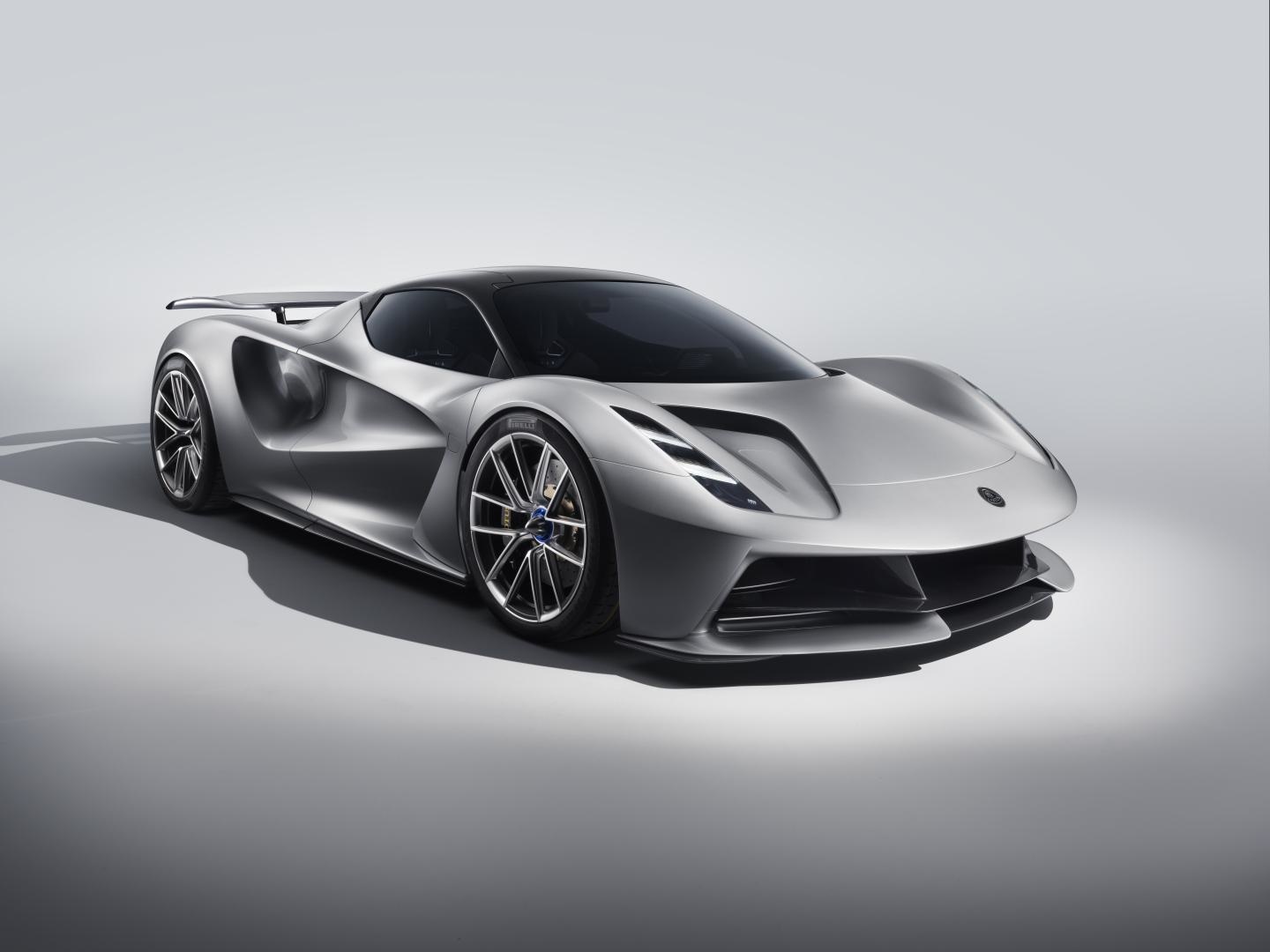 Een elektrische hypercar de Lotus Evija Laadpaaldirect