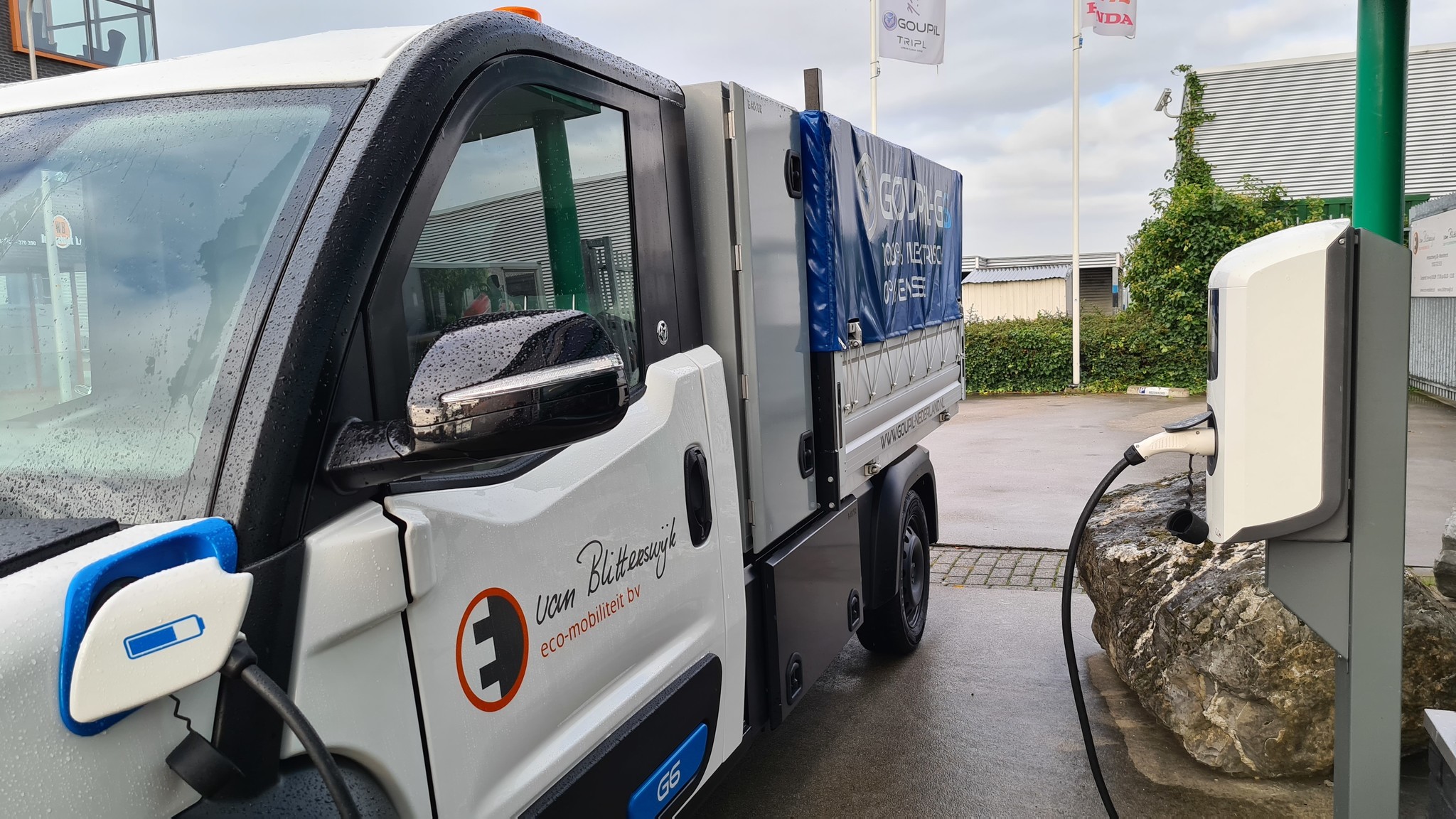 Laadpaaldirect preferred supplier voor Van Blitterswijk Eco-Mobiliteit BV en haar klanten!