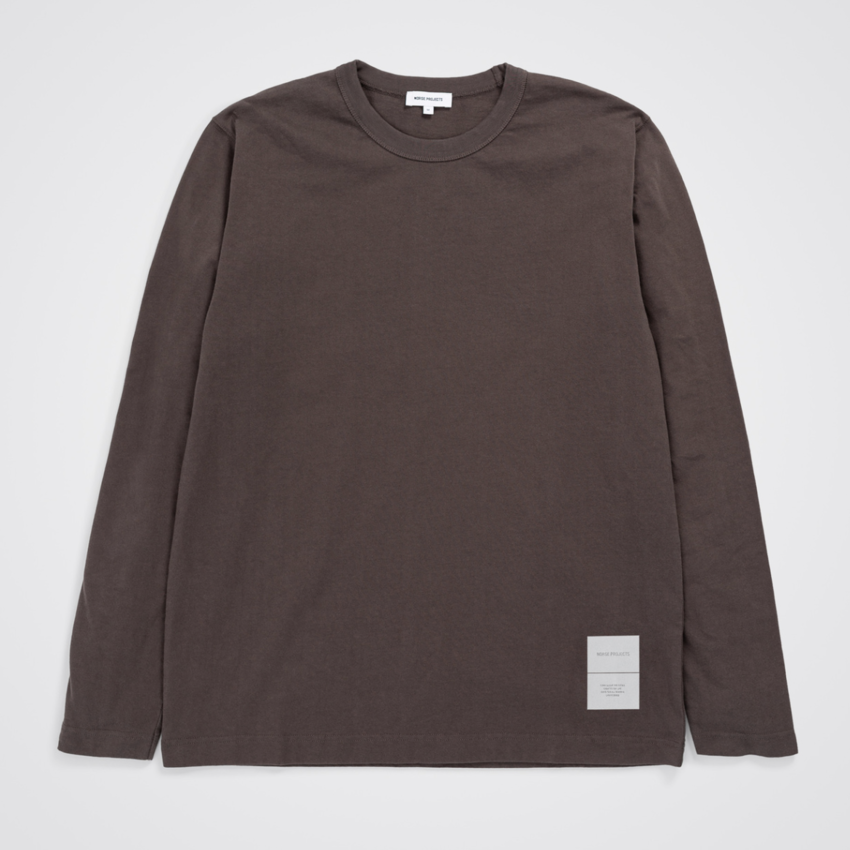 Norse Projects  Holger Tab Series Reflective LS Heathland Brown