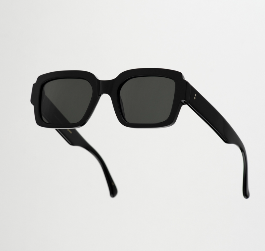 Monokel Kaia Black Grey Gradient Lens