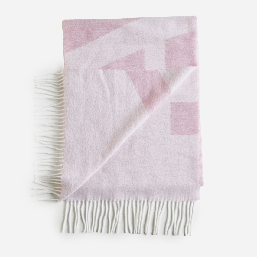 A.P.C. Paris Malo Scarf Framboise