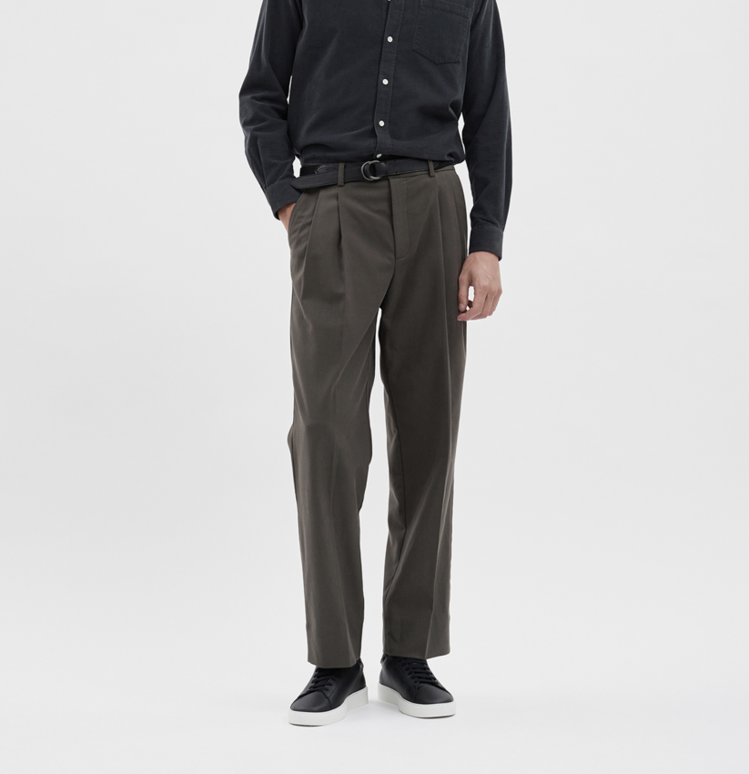 Norse Projects  Benn Relaxed Pleated Trouser Beech Green