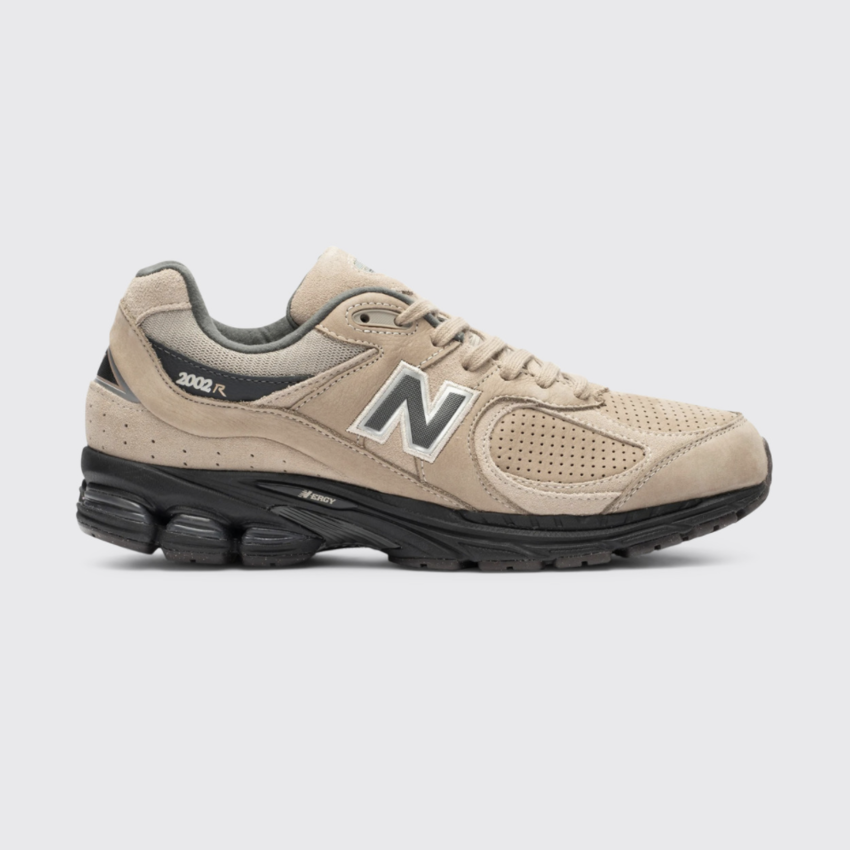 New Balance M2002REG Driftwood/Blacktop