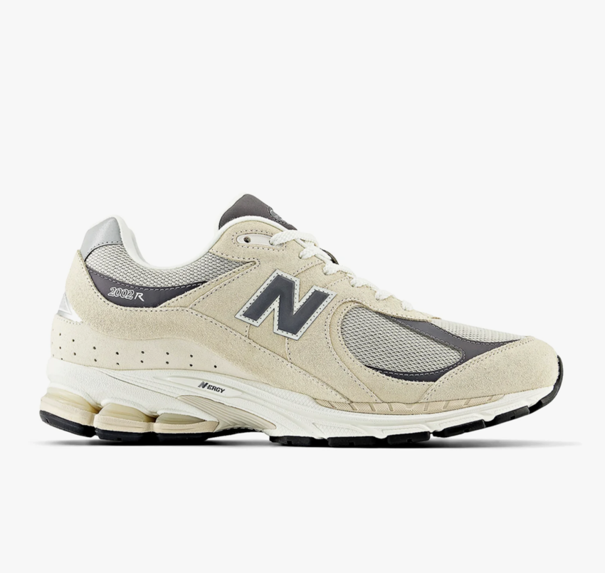 New Balance M2002RFA Sandstone/Magnet