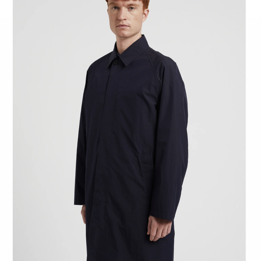 Norse Projects  Vargo Tech Poplin Mac Dark Navy