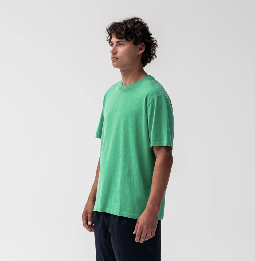 TACHO Abu Sticky Snake Tee Island Green