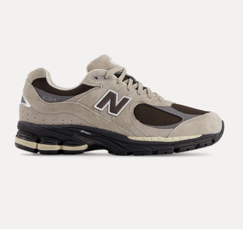 New Balance U2002RO Taupe/Black/Brown
