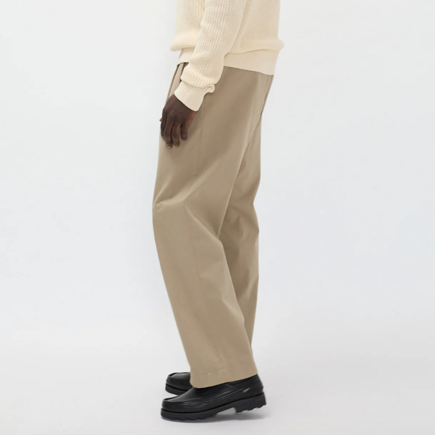 Norse Projects  Hestur Relaxed Twill Pleated Trouser Light Khaki