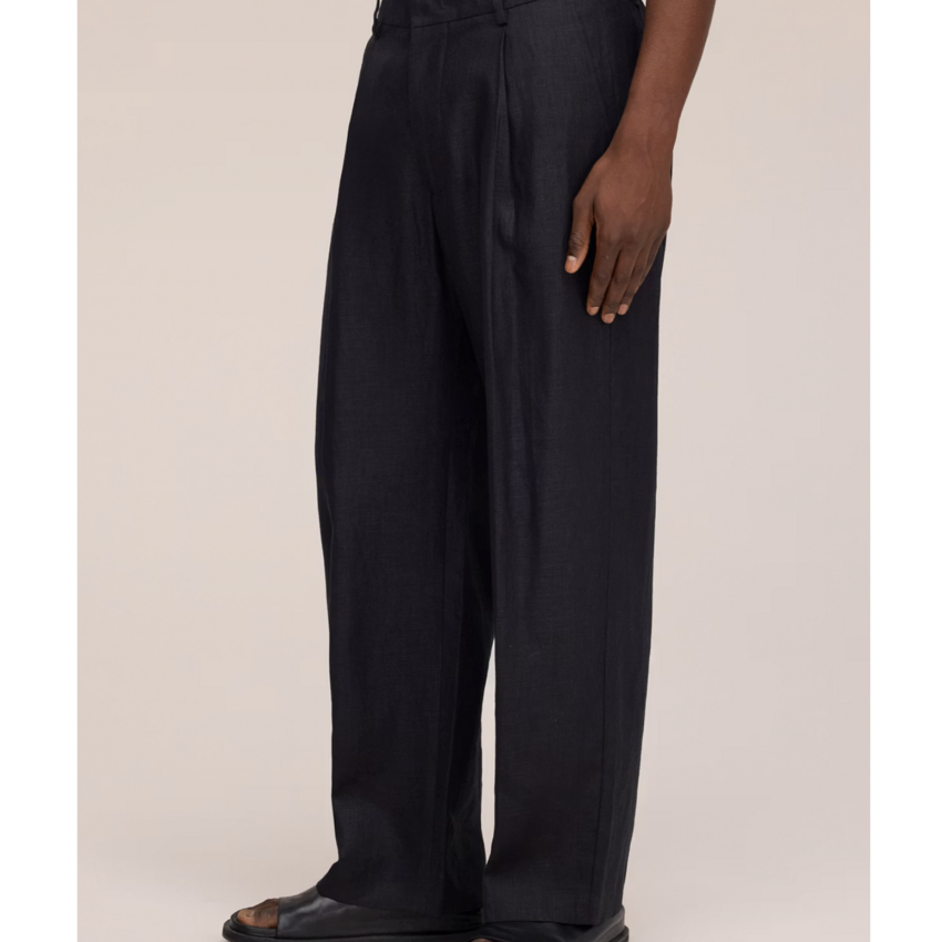 NN.07 Kay 1454 Black