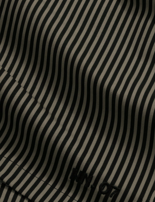 NN.07 Holiday Shorts 10039 Capers Stripe