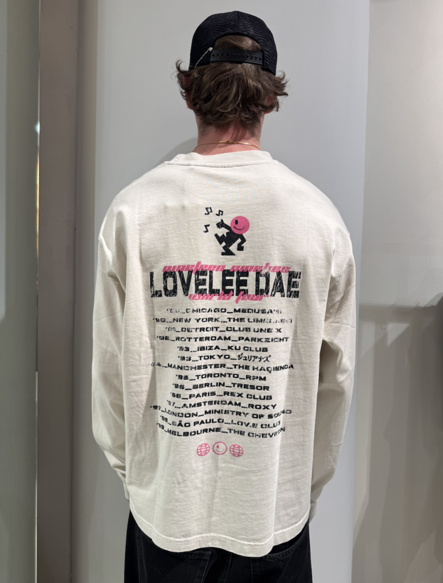 LOVELEE DAE LS Chuck Tee Worldtour Vintage White