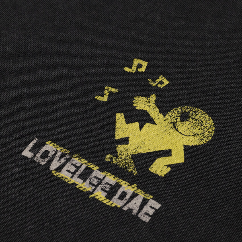 LOVELEE DAE SS Frankie Tee Worldtour Washed Black