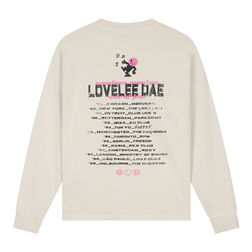 LOVELEE DAE LS Chuck Tee Worldtour Vintage White