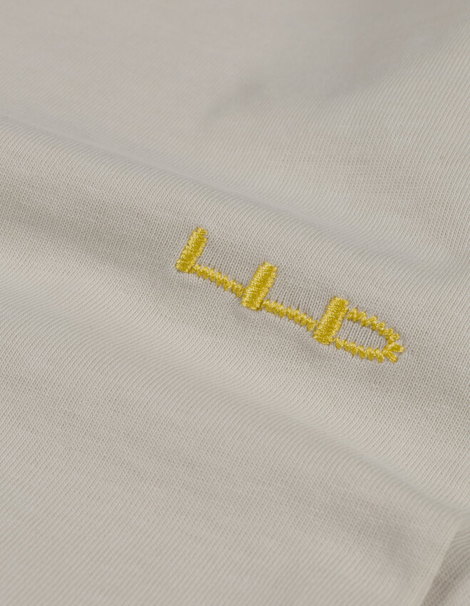 LOVELEE DAE LS Frankie Tee Basic LLD Logo White