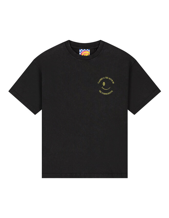 LOVELEE DAE SS Chuck Tee Underground Washed Black