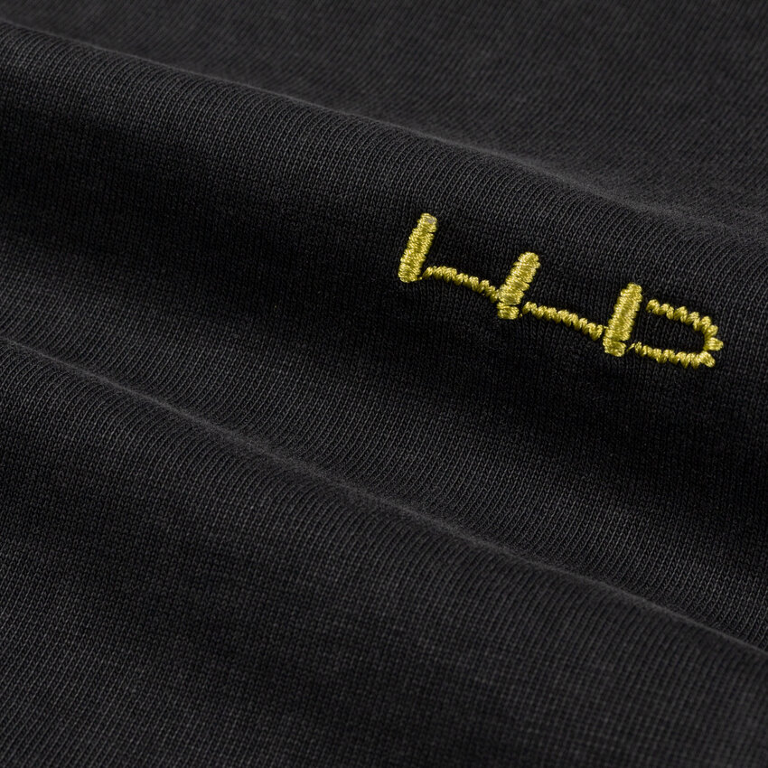 LOVELEE DAE SS Chuck Tee Basic LLD Logo Washed Black