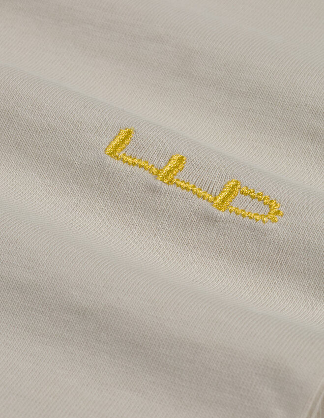 LOVELEE DAE SS Chuck Tee Basic LLD Logo Vintage White