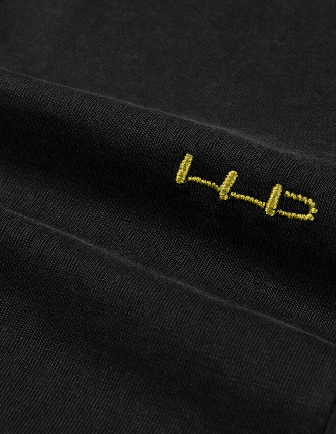 LOVELEE DAE SS Frankie Tee Basic LLD Logo Washed Black
