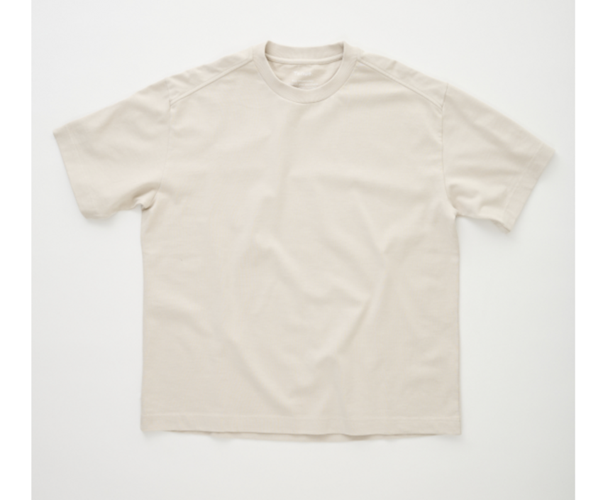 Tenue. Bruce Tee Cloud