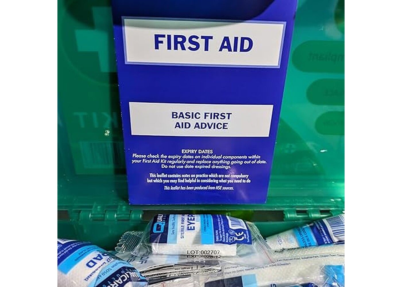 Rexar HSE Compliant First Aid Kit – Wall Mounted Hard Case for Laboratory, Office and Workplace Safety (1–10 Persons)