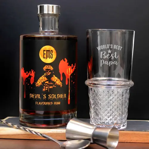 Coffret cadeau Rhum avec verres personnalisés