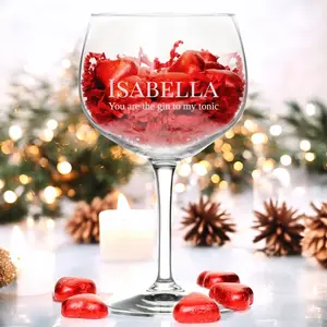 Gepersonaliseerd cocktailglas met pralines